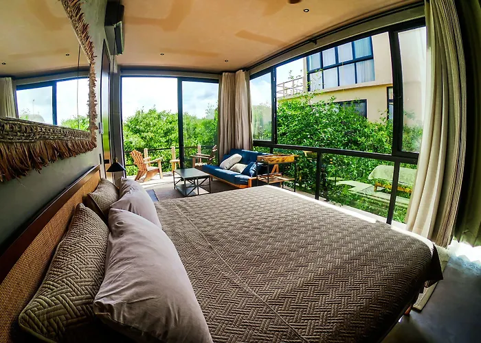 Hotel Caimán Hábitat 5*